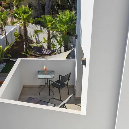 Cap Blanc Villa *